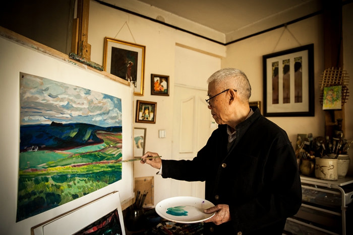 铁扬88岁生日清华艺博开展 一位艺术劳动者的“路之歌”