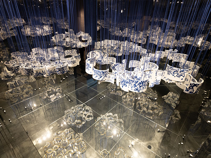 “朱乐耕艺术展”在中国工艺美术馆开幕：中国式视听艺术场景诠释“在传承中创造”的精神题旨