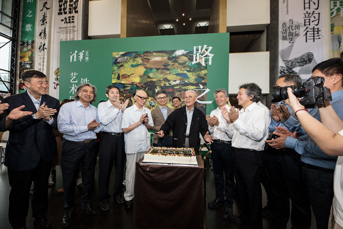 铁扬88岁生日清华艺博开展 一位艺术劳动者的“路之歌”