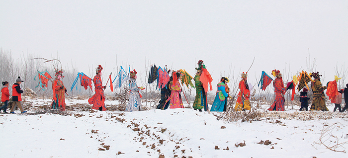 通过这本讲生活的书，让更多的年轻人关注村庄——乔晓光《村庄里的艺术》新书访谈