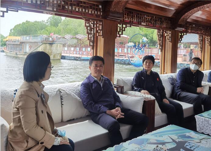 “跨越大洋 运河对画”—— 中国巴拿马青年艺术家共绘通州大运河