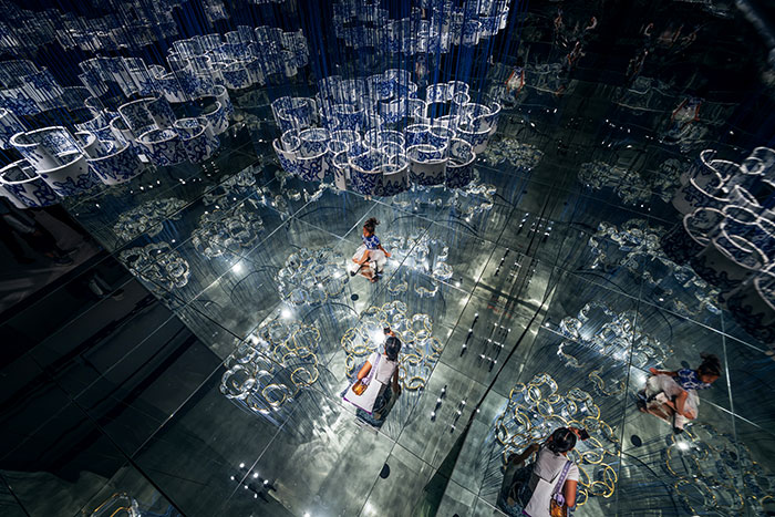 “朱乐耕艺术展”在中国工艺美术馆开幕：中国式视听艺术场景诠释“在传承中创造”的精神题旨