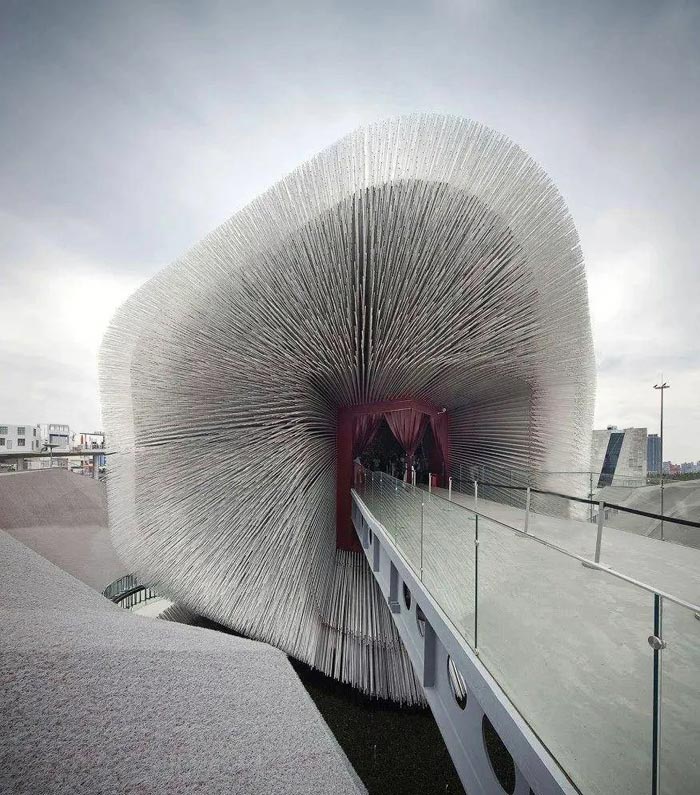 席华：公共艺术“在地性”不足会导致形式花哨内容空洞