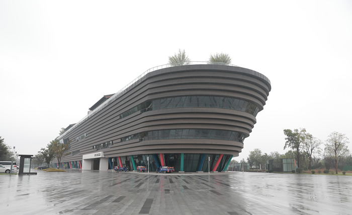 诗山河·陆之舟——以可持续的设计打造未来之城