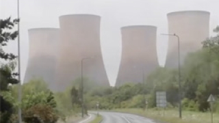 英国摄影师镜头下的冷却塔——“崇高”和“废墟”