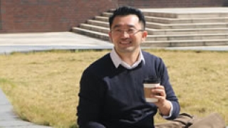 高鹏：站在“未来驿站” 携手拥抱未来